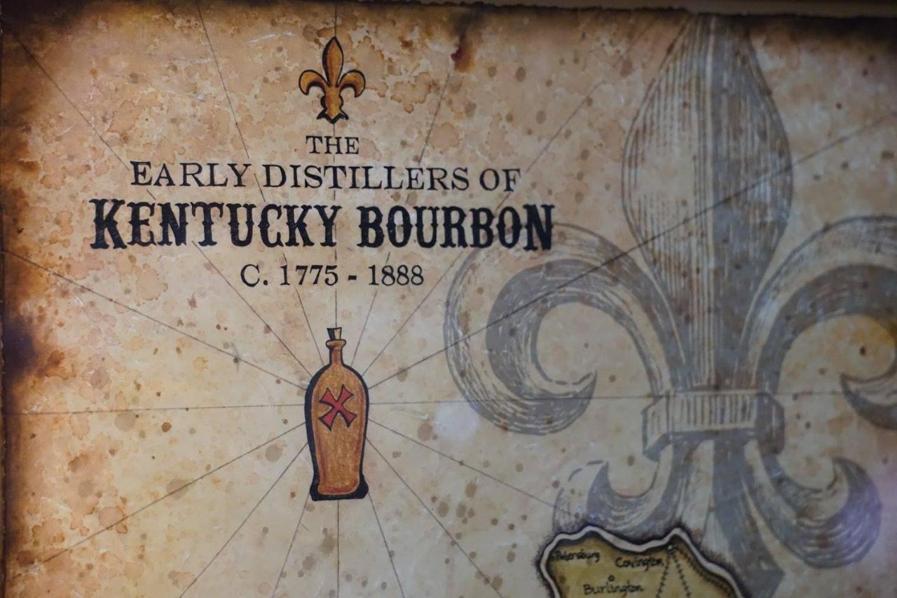 Louisville Bourbon Inn Ngoại thất bức ảnh