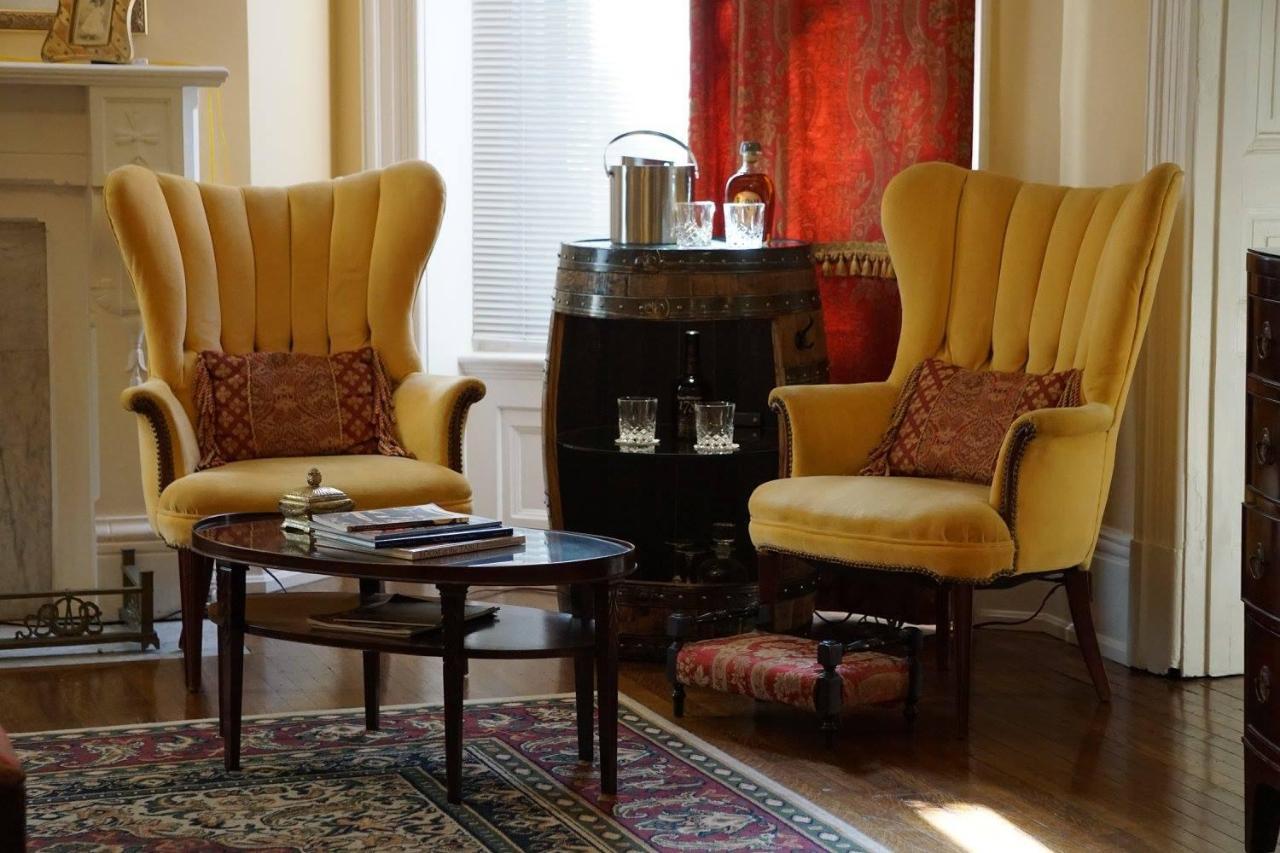 Louisville Bourbon Inn Ngoại thất bức ảnh